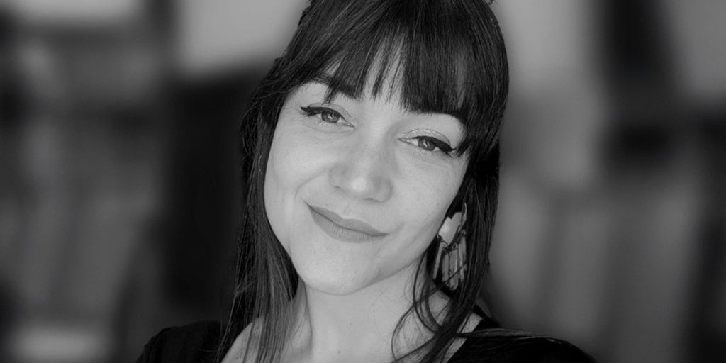 Laura, de estudiante  excelente  a arquitecta a pie de obra: «A todos nos caía bien»