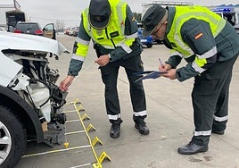 Queda en libertad el conductor sin carné que atropelló mortalmente a un peatón en Cee y se dio a la fuga