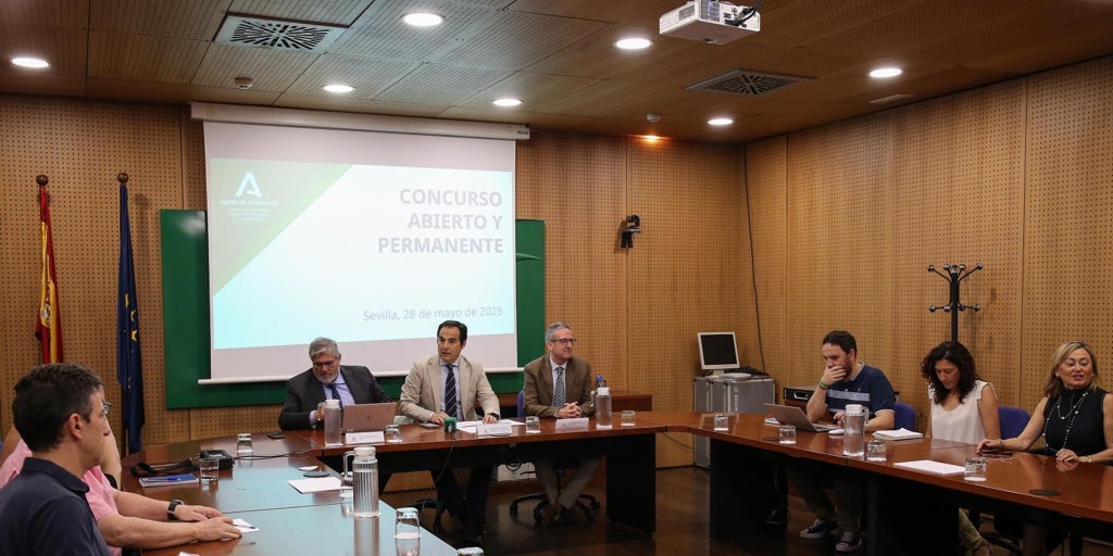 Hasta 1.906 funcionarios promocionan más rápido en la Junta de Andalucía gracias al primer concurso abierto y permanente de traslados