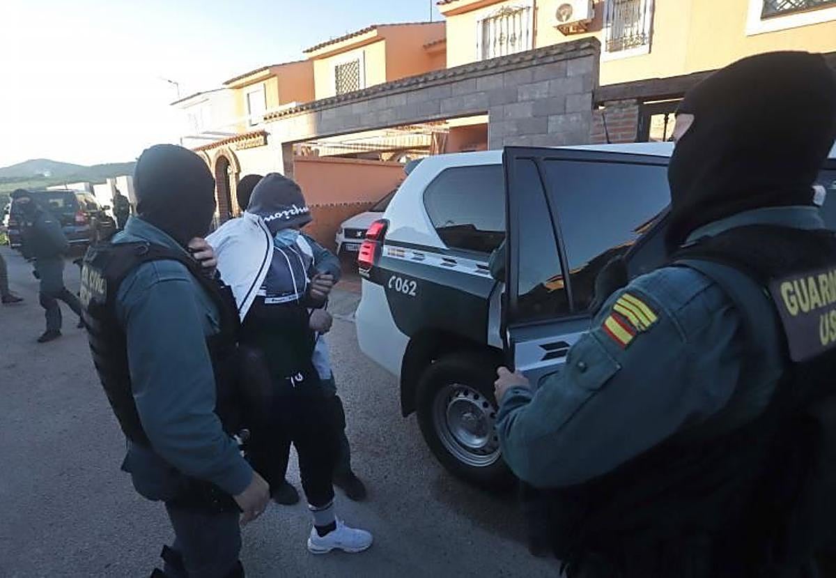 Imagen de archivo de un operativo de la Guardia Civil