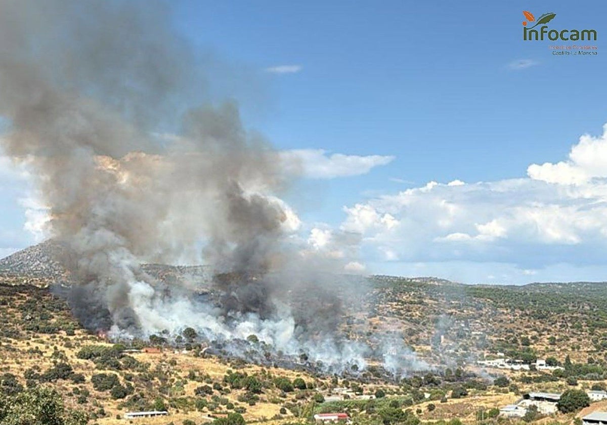 El incendio se ha declarado a primera hora de la tarde de este jueves