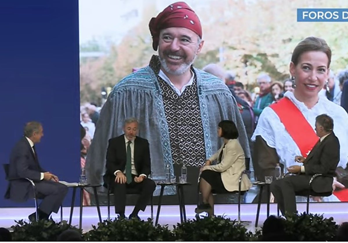 Ramón Rovira, Anna Vallhonesta y Miquel Molina entrevistan a Jorge Azcón