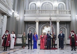 Un 9 de octubre atípico: la alerta naranja suspende la procesión cívica, pero Valencia mantiene viva la tradición