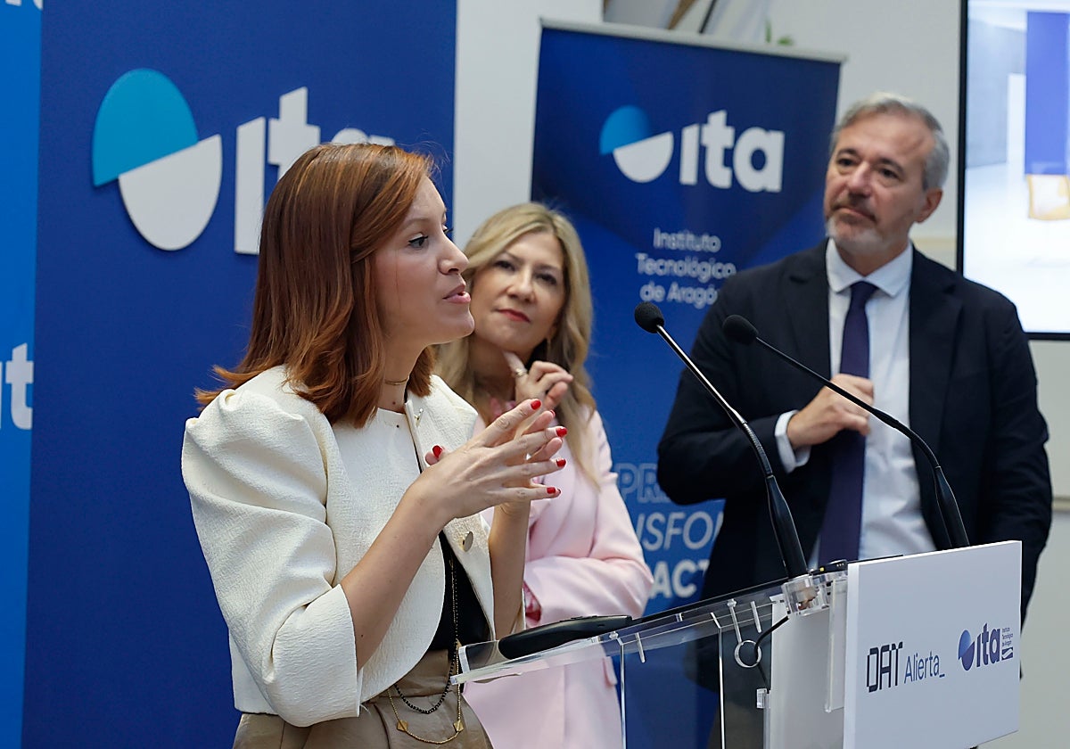 Esther Borao, directora del Instituto Tecnológico de Aragón, y el presidente de Aragón, Jorge Azcon, presentan el nuevo edificio del Instituto Tecnológico de Aragón, en Zaragoza