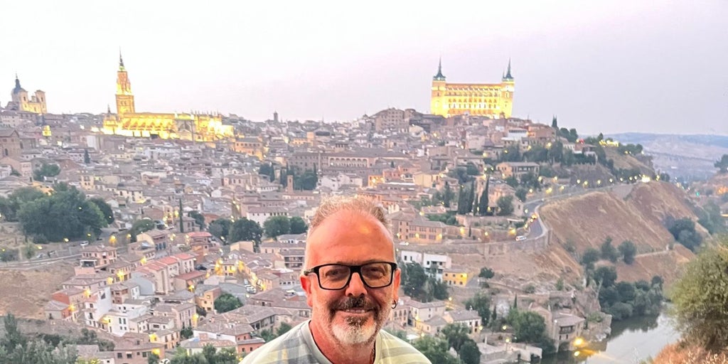 Karlos Ximénez, tras su viaje sanador del Camino de Santiago: «Mi mochila estaba llena de miedos y ahora lo está de aprendizajes»