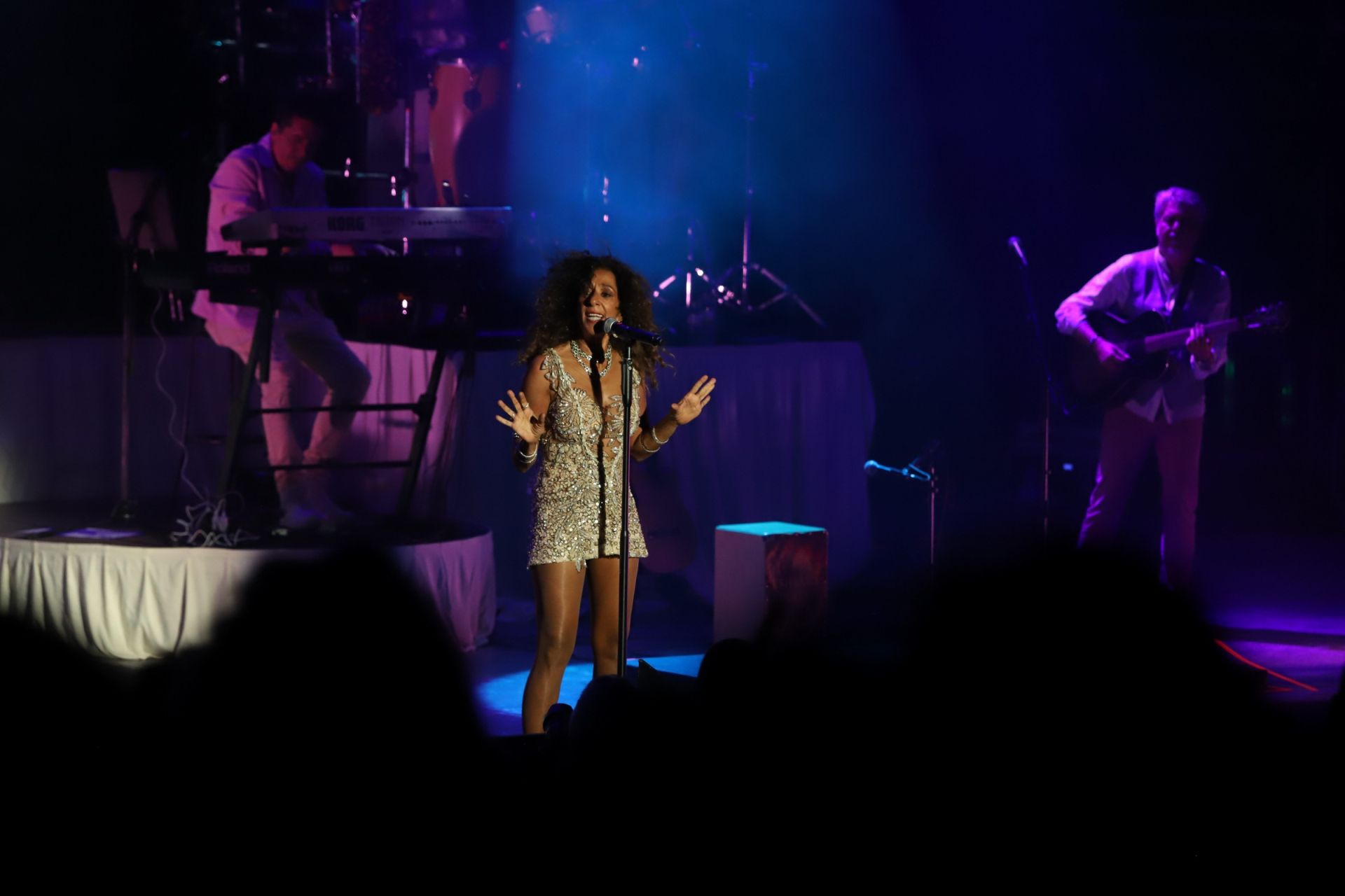 El vendaval de Rosario Flores en Córdoba, en imágenes