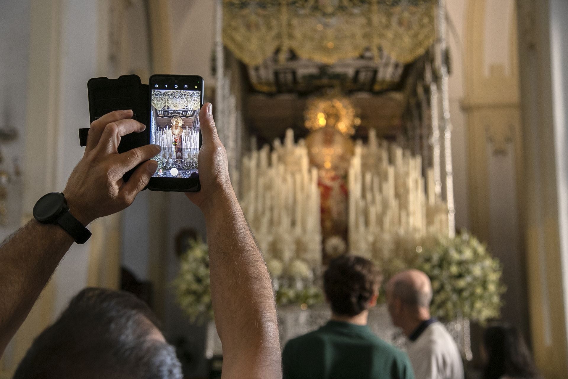 Los preparativos del Vía Crucis Magno de Córdoba, en imágenes
