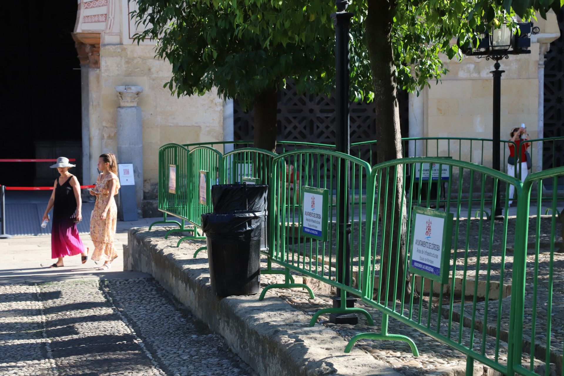 Los preparativos del Vía Crucis Magno de Córdoba, en imágenes
