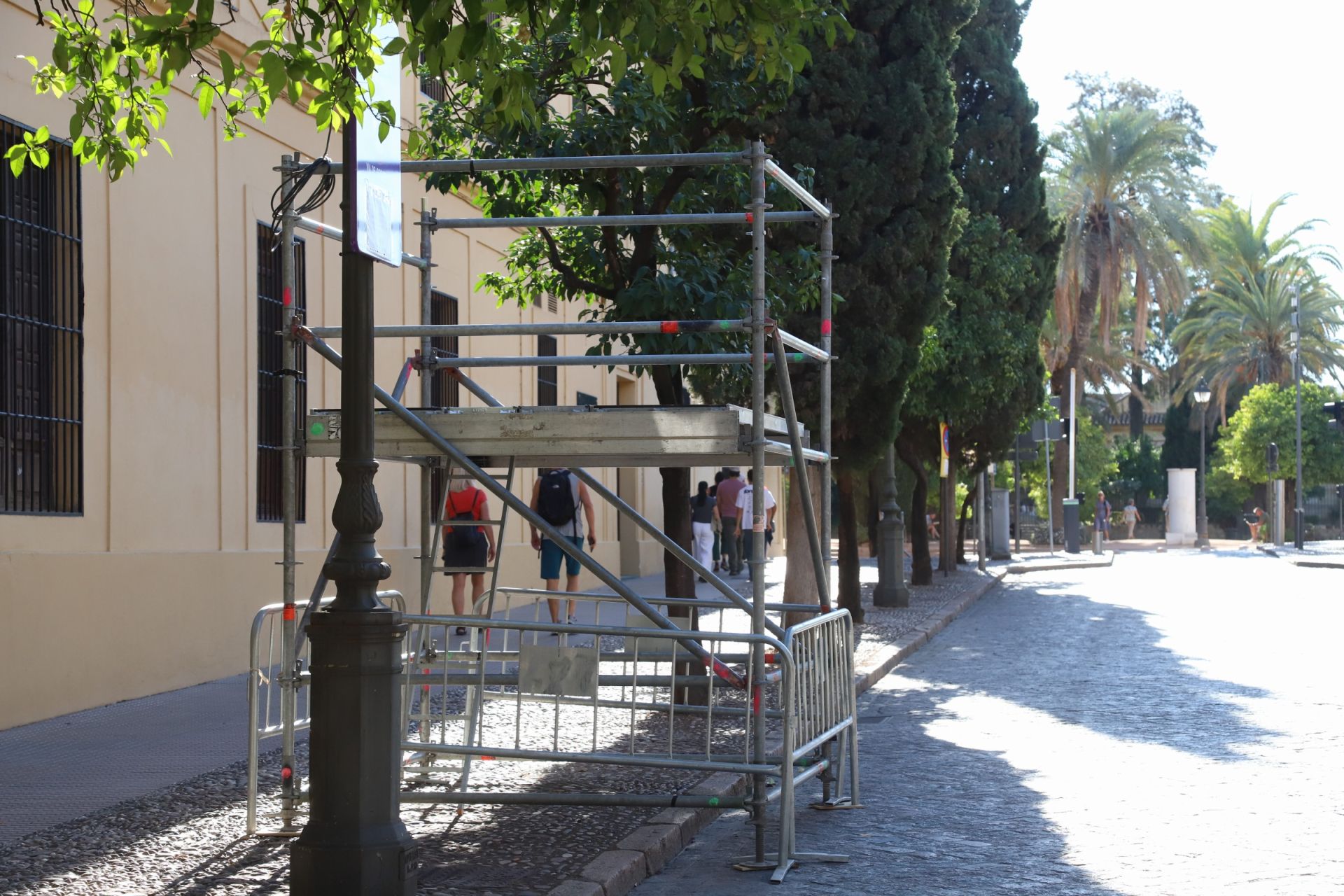 Los preparativos del Vía Crucis Magno de Córdoba, en imágenes