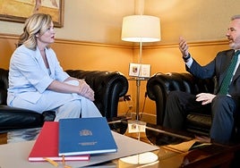 Azcón pide la dimisión de Alegría tras confirmar la UCO los «encuentros de carácter personal» de Ábalos en Teruel