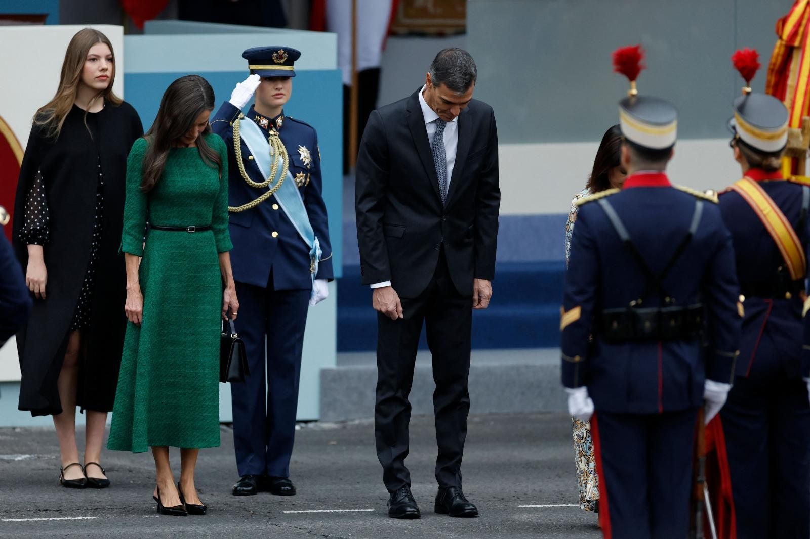 Parte de las miradas estaban puestas en la Infanta Sofía, que desde 2020 no acudía al desfile puesto que en los últimos años el 12 de Octubre estaba estudiando en Gales