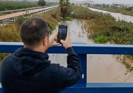 Aemet avisa de que el temporal de lluvias en Valencia se va a prolongar «gran parte» de la próxima semana