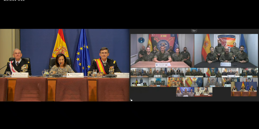 Margarita Robles saluda a los militares españoles desplegados en el extranjero con motivo de la Fiesta Nacional