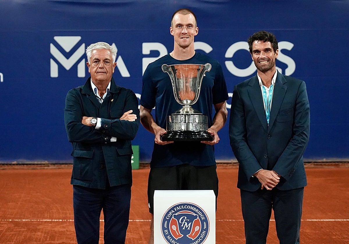 El británico Jan Choinski, ganador de la Copa Faulcombridge by Marcos Automoción