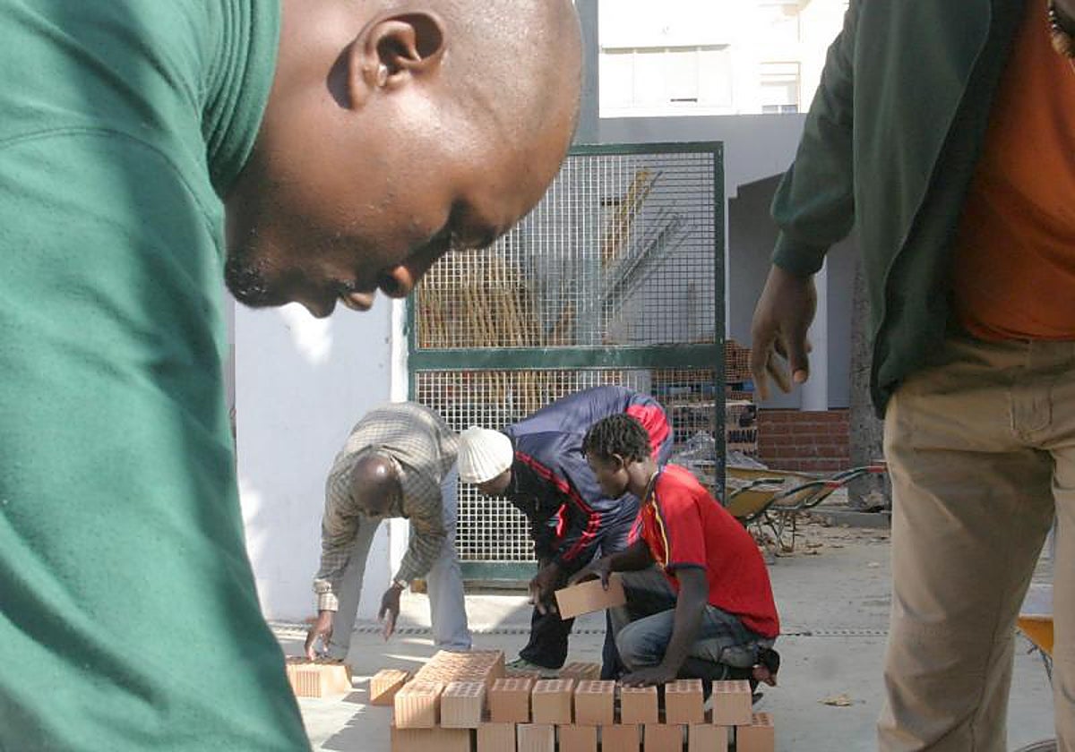 Trabajadores inmigrantes en la construcción