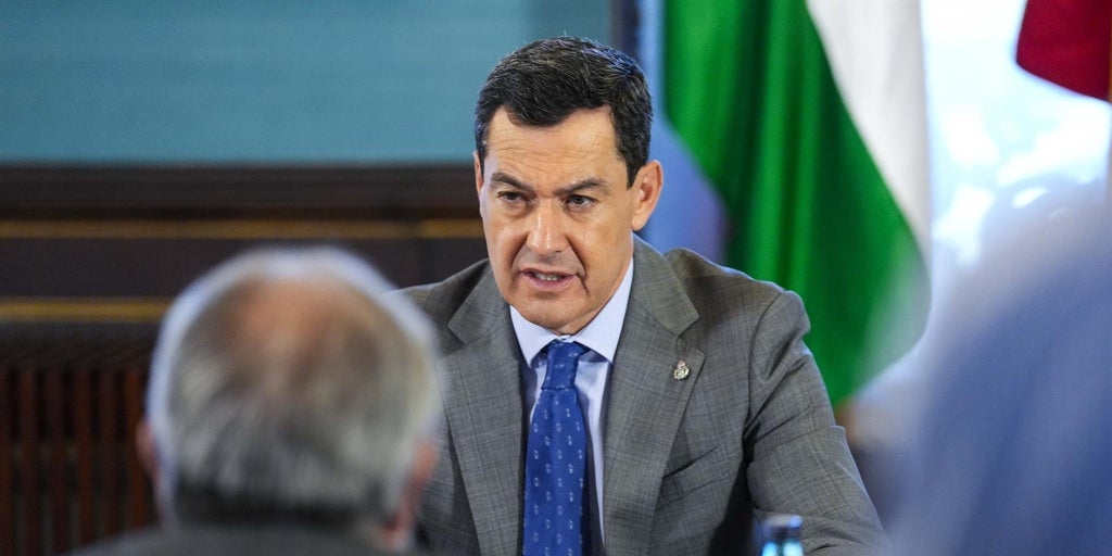 Juanma Moreno optará por un consejero de Salud con «vis política» para resolver los cribados fallidos del cáncer de mama