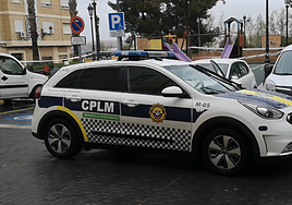 Acusan a tres policías de agredir a un hombre durante su detención por no llevar mascarilla
