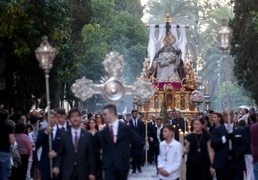 Las mejores imágenes del Vía Crucis Magno de Córdoba
