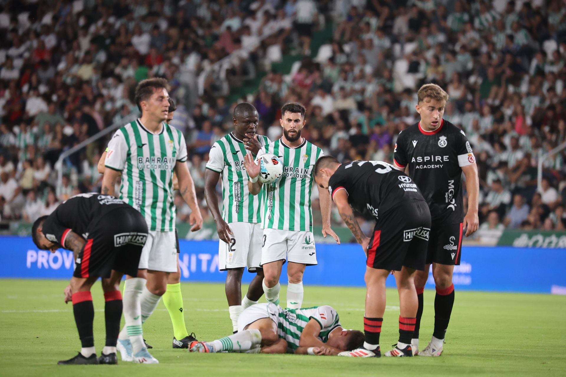 El Córdoba CF-Cultural Leonesa, en imágenes