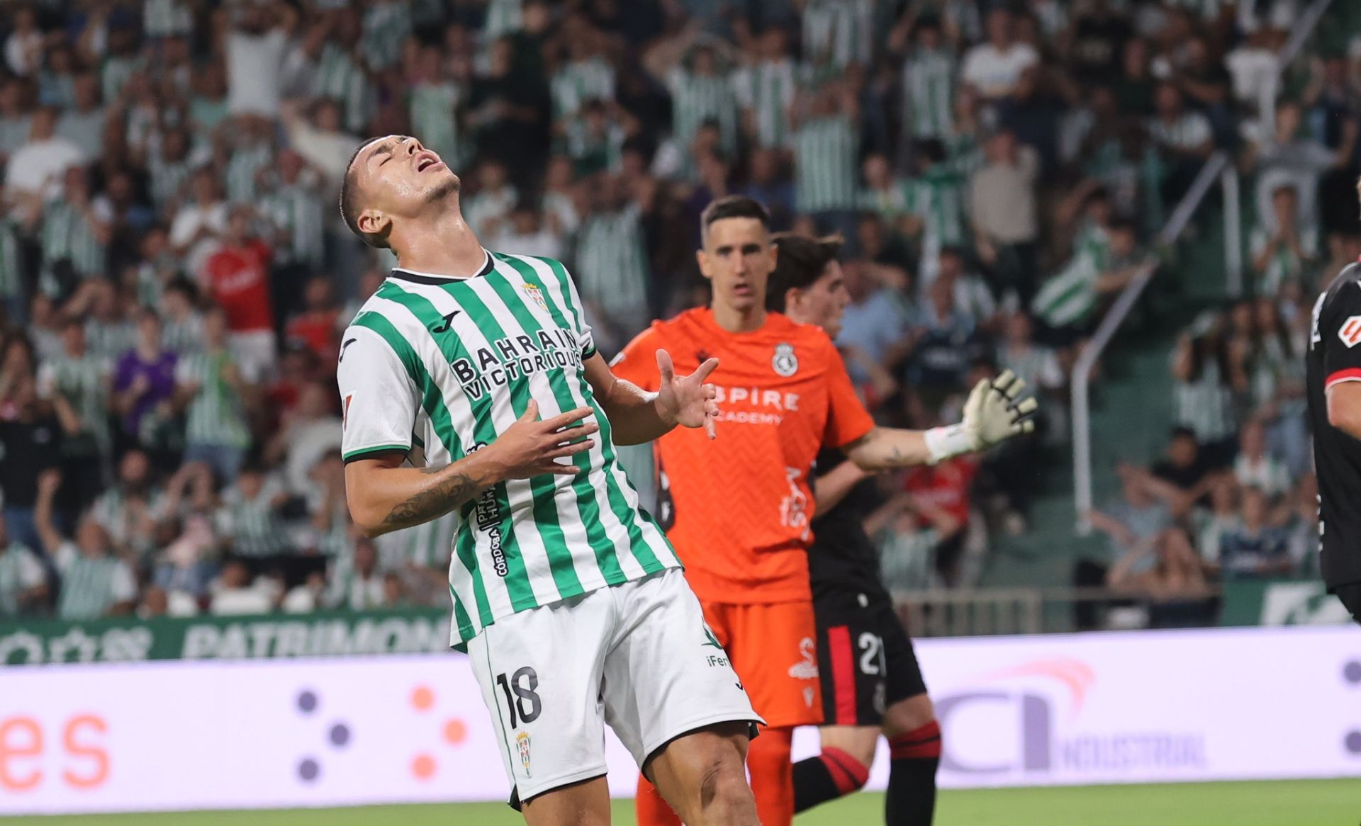 El Córdoba CF-Cultural Leonesa, en imágenes
