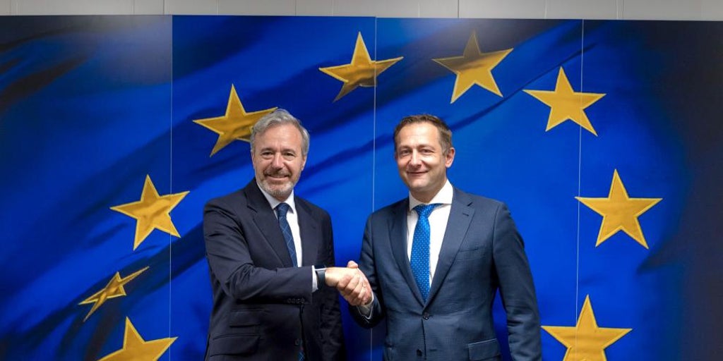 El presidente Azcón traslada al comisario europeo de Agricultura que la despoblación debe ser un condicionante en la PAC