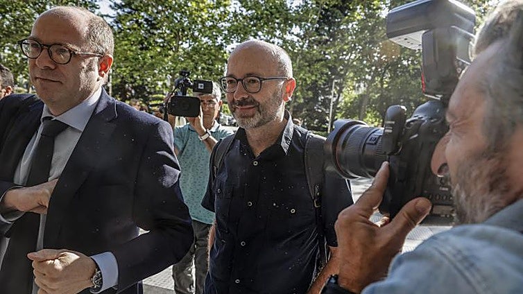 El juez envía a juicio al hermano de Ximo Puig por presunta falsedad y estafa y le pide 150.000 euros de fianza