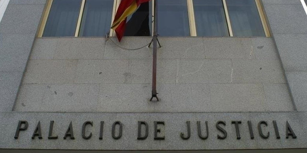Suspendido un juicio por trata y prostitución al tener que ingresar de urgencia uno de los 7  acusados por un cuadro de meningitis