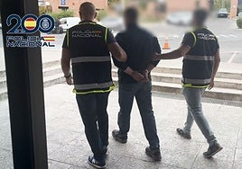 Óliver, el pederasta en serie de su hija y las amigas detenido dos veces se libra de la prisión provisional