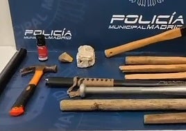 Salvaje reyerta a pedradas y con bates de Bukaneros con una empresa y un boxeador que iban a expulsar a un inquiokupa