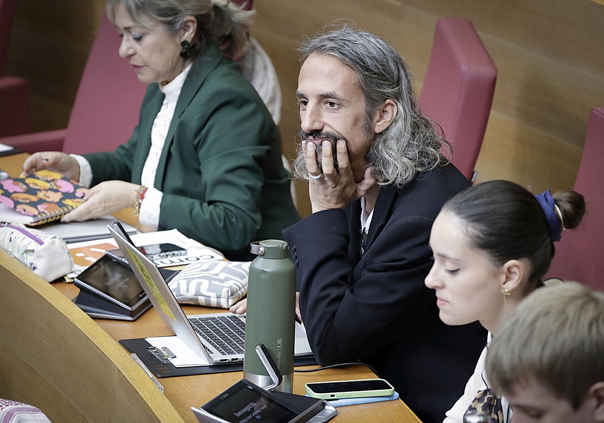 Imagen del diputado de Compromís, Juan Bordera, este miércoles en las Cortes Valencianas