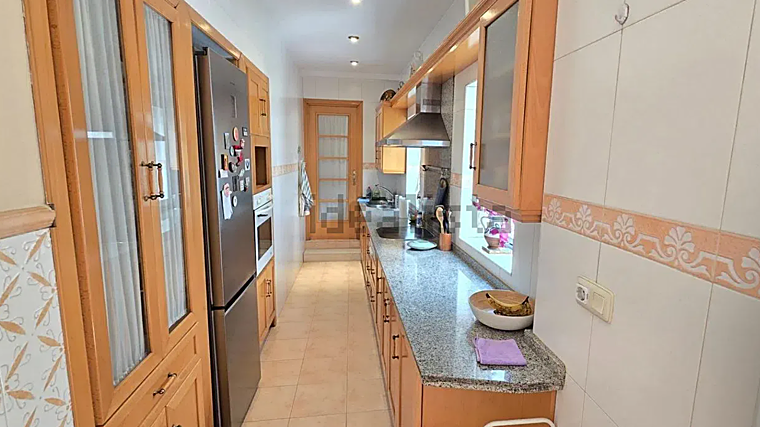 La cocina del piso en venta en el barrio de San Basilio