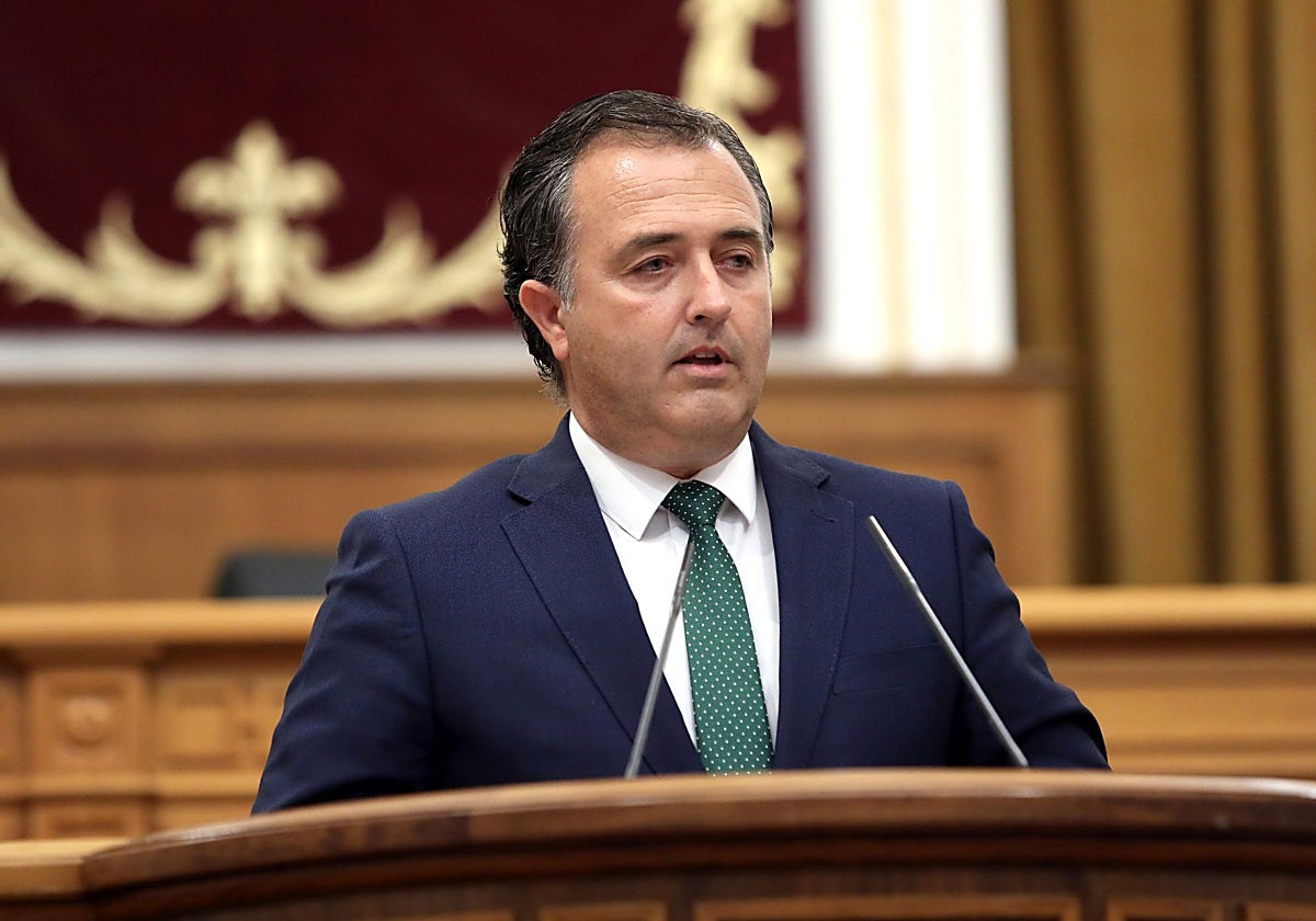 Tensión en el Debate sobre el Estado de la Región: Page se niega a dar la réplica a Vox tras ser acusado de pertenecer a una «banda criminal»