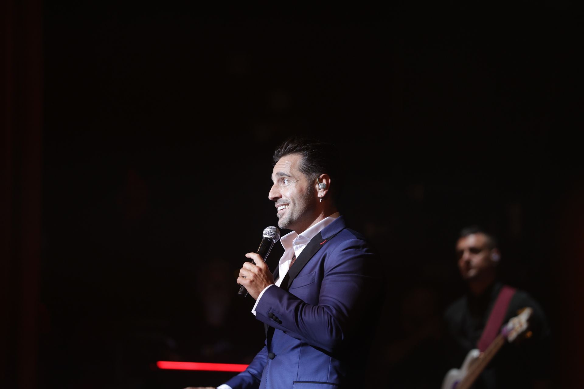 Las mejores imágenes de un &#039;Inédito&#039; David Bustamente en el Gran Teatro de Córdoba