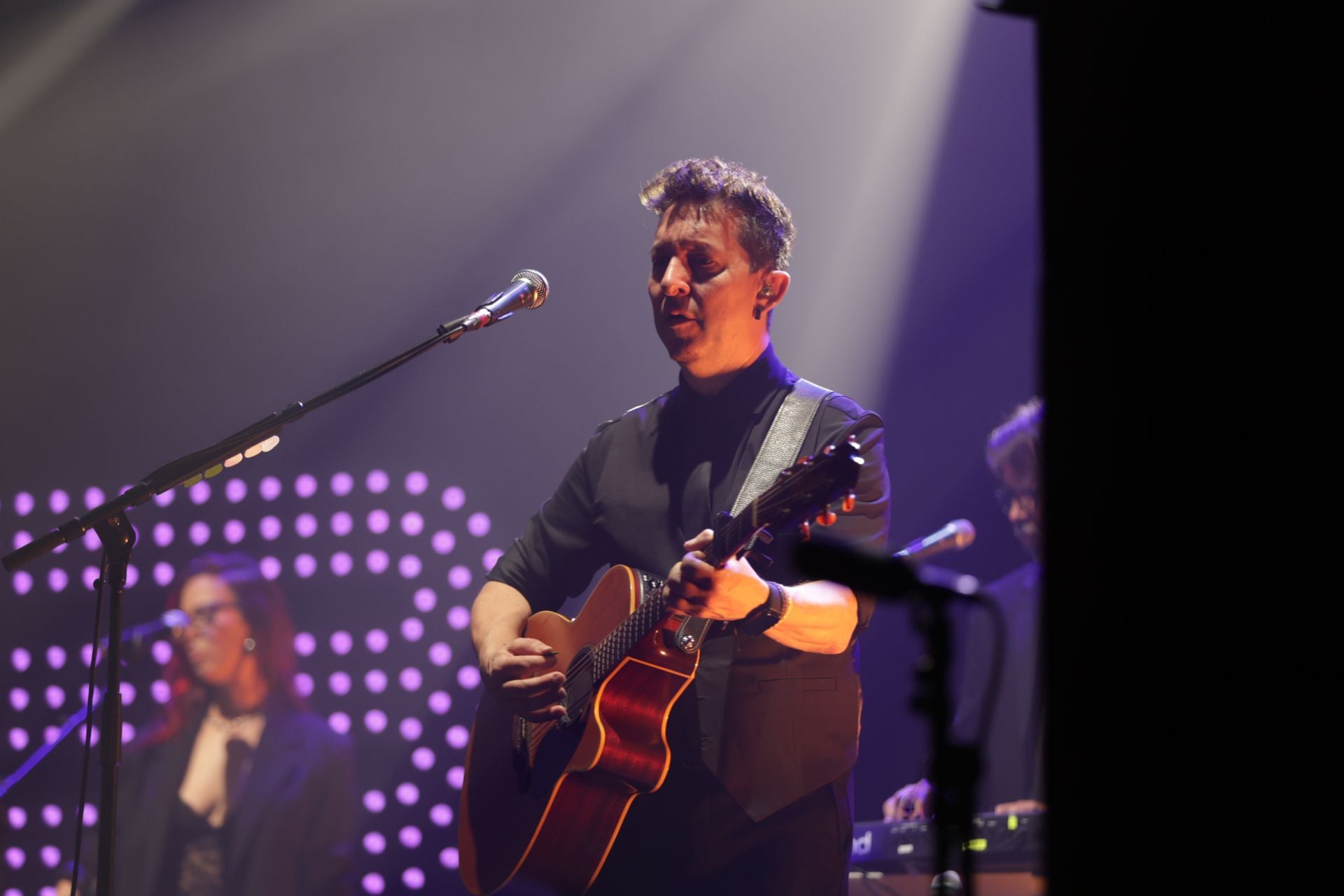 Las mejores imágenes de un &#039;Inédito&#039; David Bustamente en el Gran Teatro de Córdoba