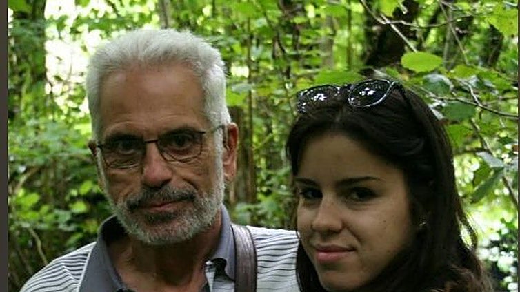 La familia del profesor de Córdoba ingresado en Vietnam ya ha recaudado más de 100.000 euros para su traslado a España