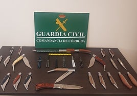 Incautadas 29 armas ilegales en un control rutinario en la Feria de Baena