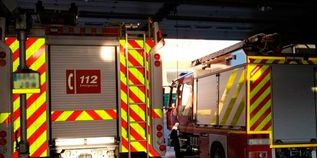 Una persona herida y varios desalojados en el incendio de una vivienda de Andújar
