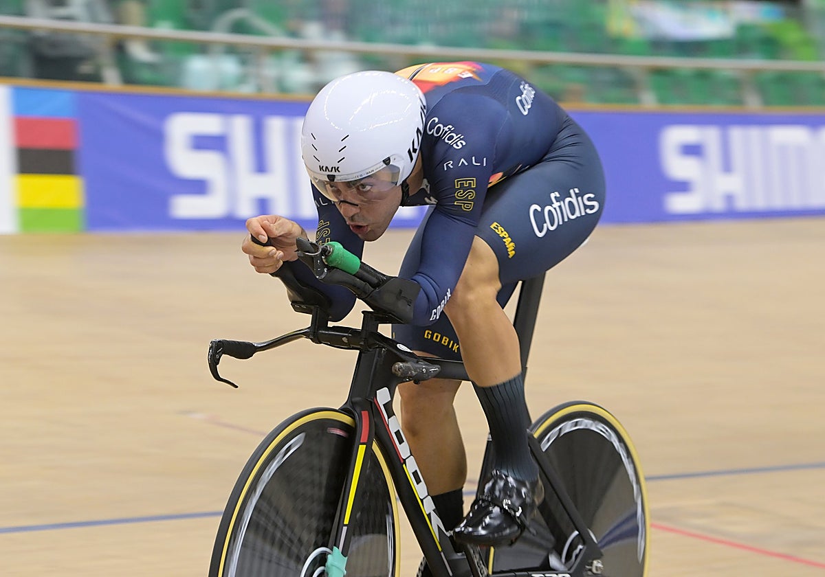 Alfonso Cabello durante una competición