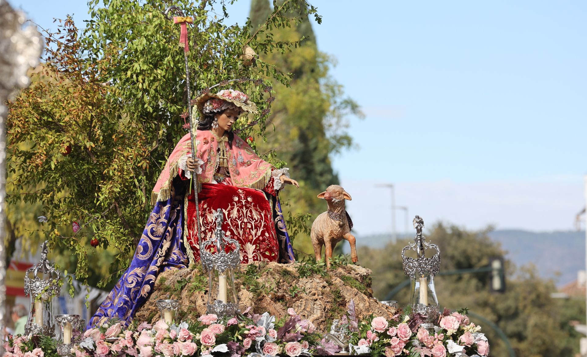 La procesión de la Divina Pastora de la Vera-Cruz de Córdoba, en imágenes