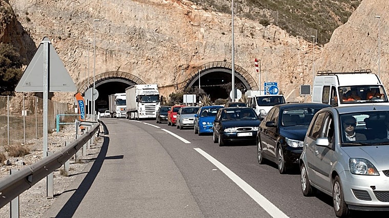 El tramo de los túneles de Aguadulce es uno de los puntos más conflictivos para el tráfico