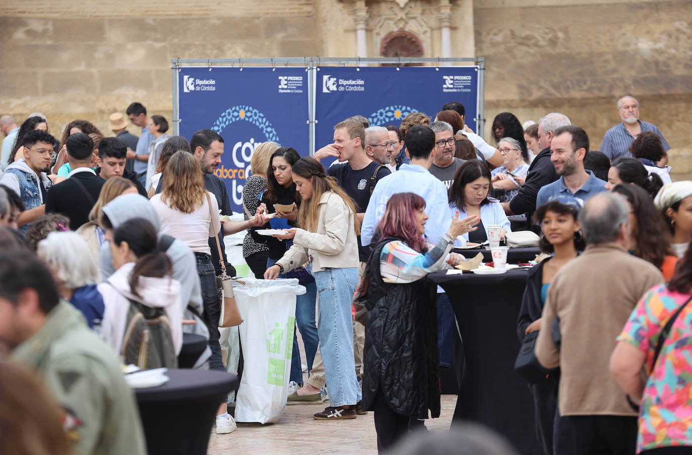 Las mejores imágenes del &#039;Califato in the Street&#039; en la Puerta del Puente de Córdoba