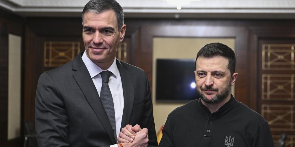 Zelenski agradece a Sánchez las ayudas energéticas de España durante una conversación telefónica