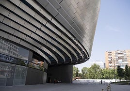 El Ayuntamiento de Madrid estudia si recurrir al Supremo el fallo que anula la construcción de los aparcamientos del Bernabéu
