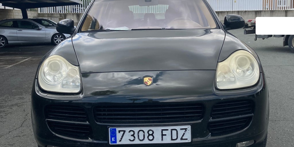 De un Porsche a un Land Rover: Hacienda subasta estos coches en Málaga desde 450 euros
