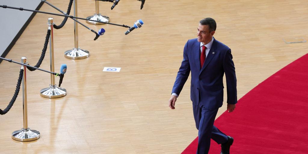 Sánchez anuncia que España comprará armas a Trump para enviárselas a Ucrania
