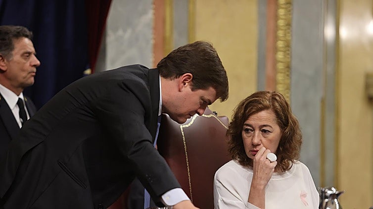 Los técnicos de Hacienda avisan al Congreso de que las dietas son menos correctas que una tarjeta de gastos