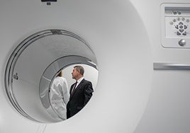 Page anuncia la puesta en marcha del servicio de Medicina Nuclear de Cuenca