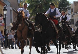 À Punt retransmite por primera vez la entrada de toros y caballos de Cheste
