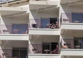 Los apartamentos turísticos aseguran que sólo el 0,9% de las noches registran ruidos altos tras monitorizar el sonido