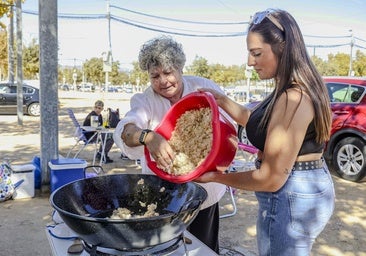 Los animados peroles de San Rafael en El Arenal, en imágenes